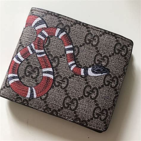 spotting a fake gucci wallet|gucci men's wallet knockoff.